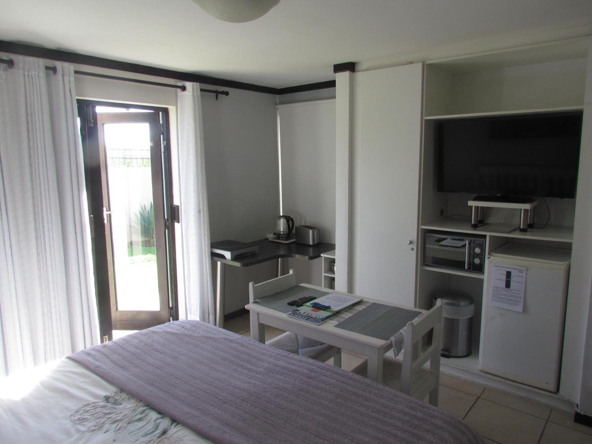 Santini Lace Self Catering Unit Плеттенберг-Бей Екстер'єр фото