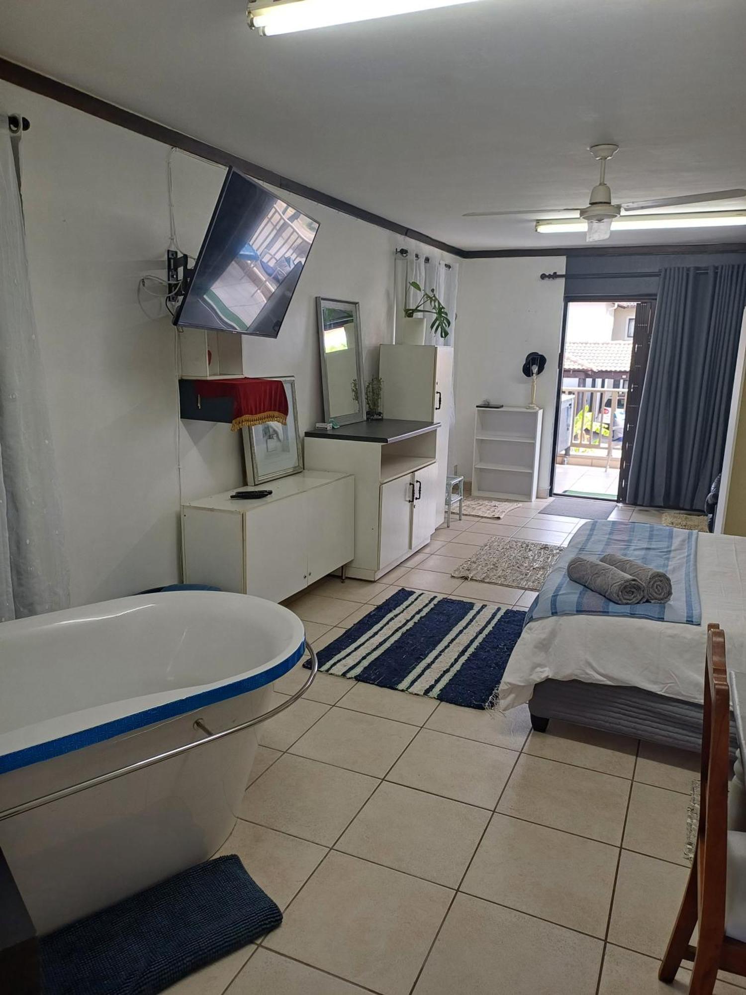 Santini Lace Self Catering Unit Плеттенберг-Бей Екстер'єр фото